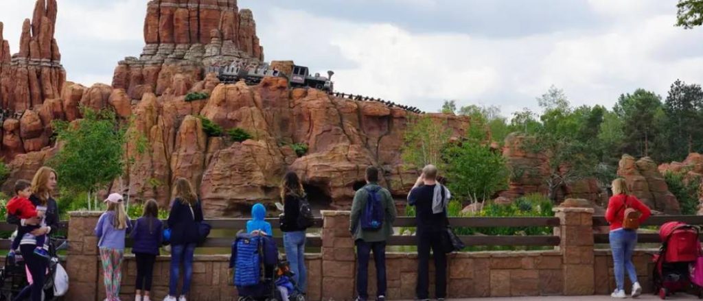 what qualifies for a disability pass at disney world